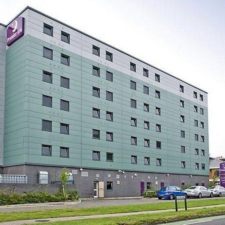 Premier Inn London Elstree / Borehamwood Exterior photo